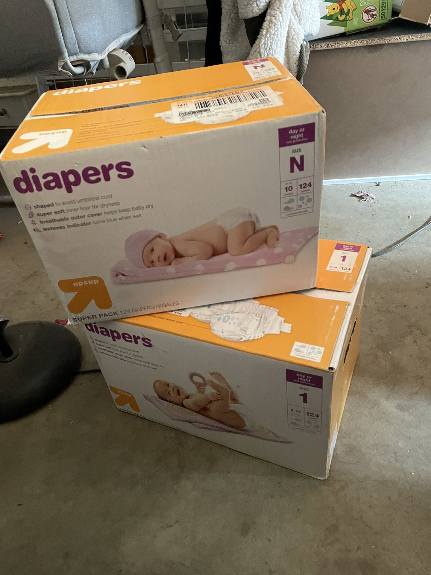 UP AND UP DIAPERS 