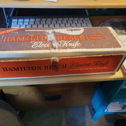 Vintage 1968 Hamilton Beach Electric Knife  Model 275-1