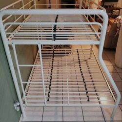 Twin/Full White Bunk Bed. Super Offer 