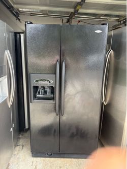 MAYTAG  REFRIGERATOR SIDE BY SIDE  DOOR STAINLESS STEEL WORKING GREAT