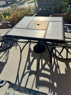 FREE TABLE ONLY- Sky top Square Outdoor Dining Table 42-in W x 42-in with Umbrella Hole. Perfect for outdoor summer dinners or bbqs. It’s the perfe