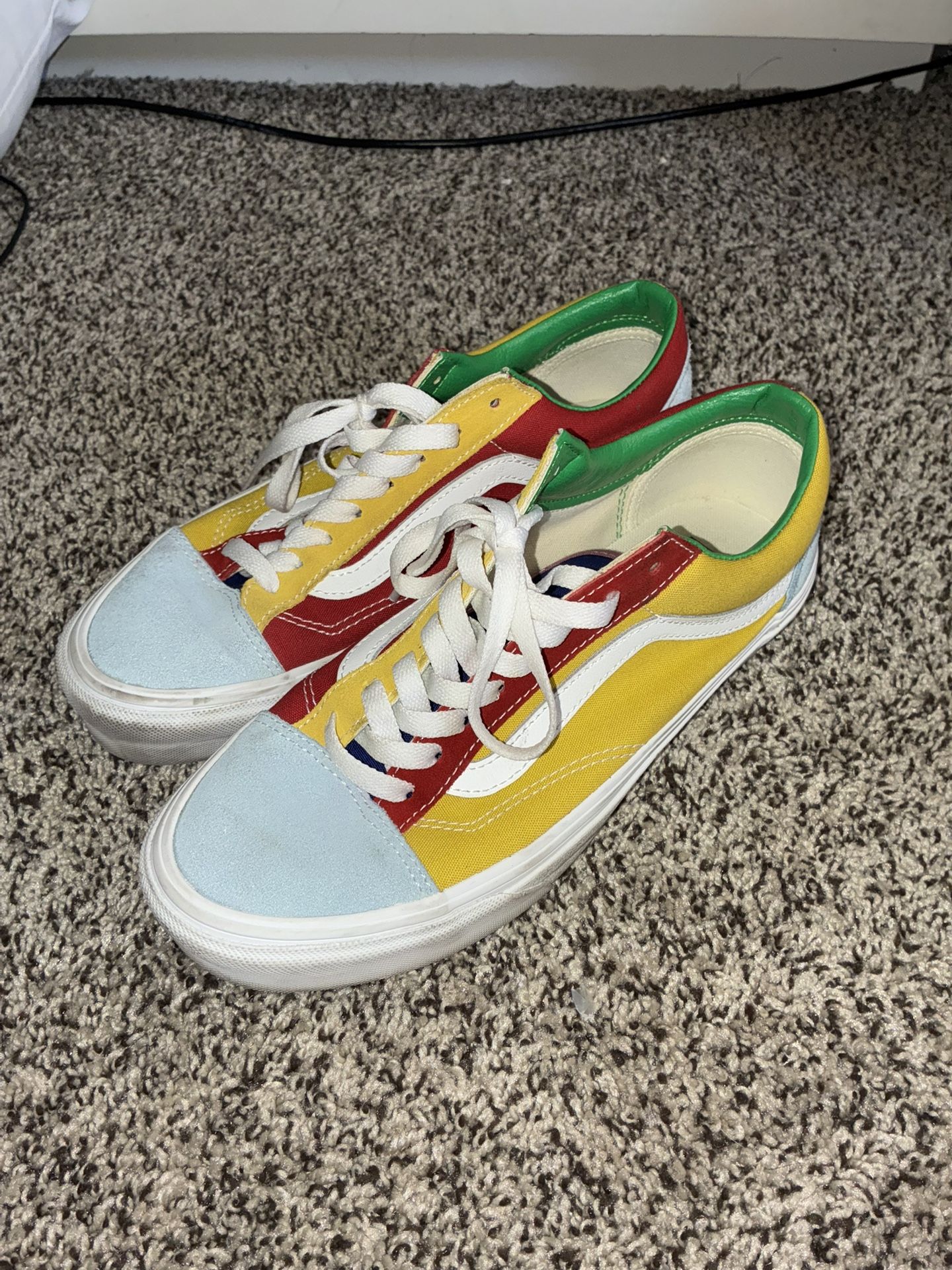 MULTI COLOR VANS