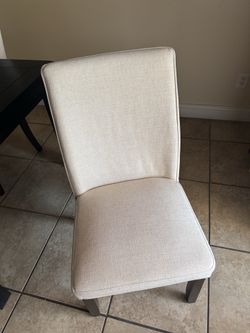 🪑✨ Dining Table Set with 6 Chairs – Excellent Condition ✨🪑