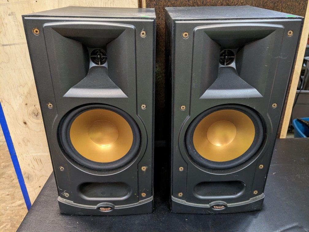 Klipsch RB-25 Speakers Pair