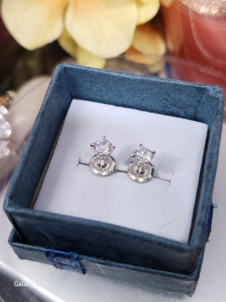 925 Sterling Silver Crystal Stud Earrings Twist Ons