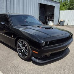 2016 Dodge Challenger 392 Hemi Scat Pack Shaker