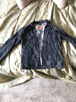 Levi Medium Jacket