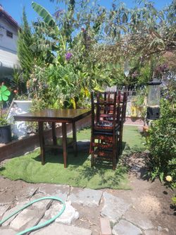 Table and 4 ch