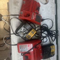 Tengo Estos 4 Cargadores 