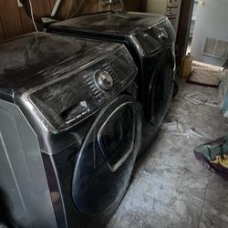 Samsung HE Washer And Dryer Set