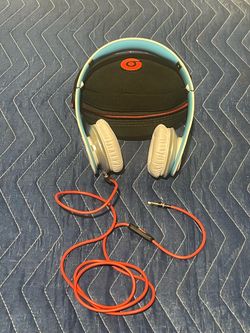 Beats by Dre Over-Ear Headphones with Case