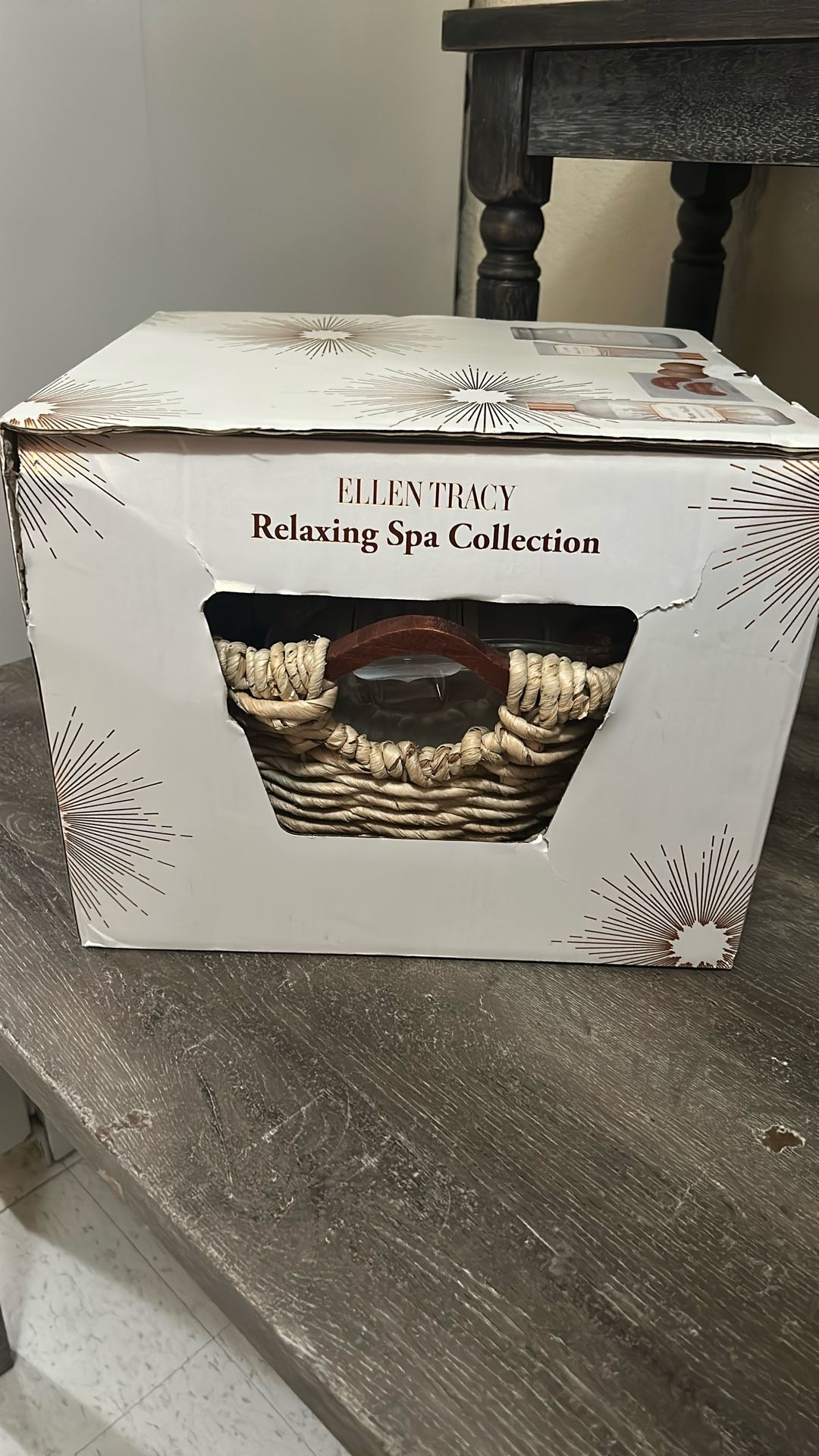 Ellen Tracy Spa Gift Set