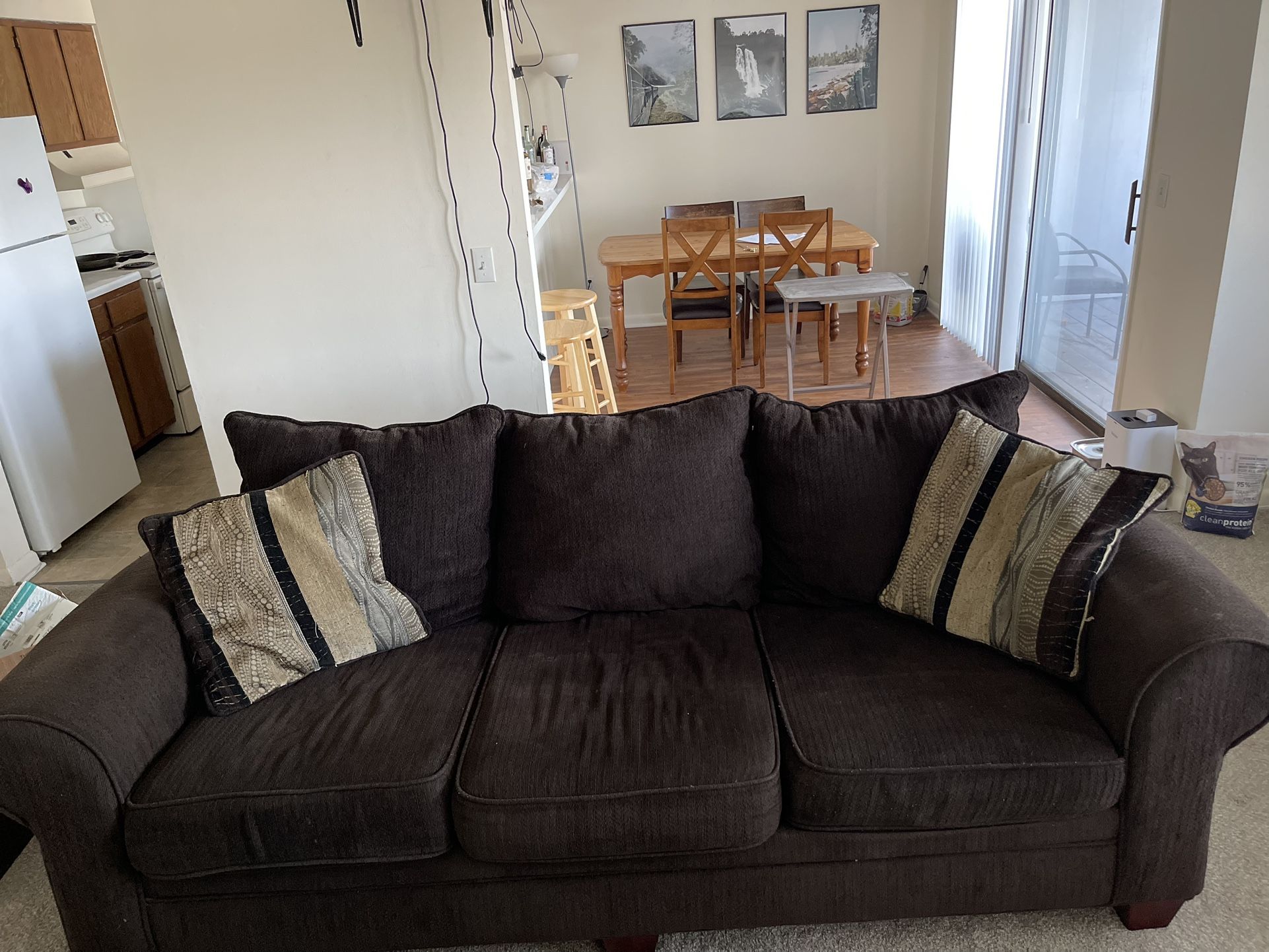 Set of 2. Couch and loveseat. Sold together or separately.