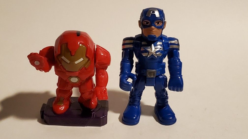 Nice!!  Beefed Up Ironman And Captain America Figurine Toys