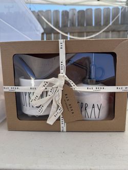 Spray and Grow Rae Dunn