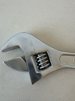 15 “ Adjustable Wrench