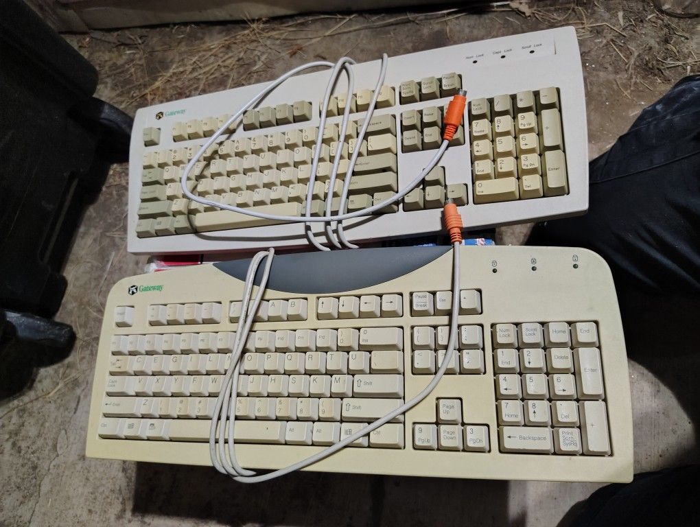 Old Gateway Keyboard