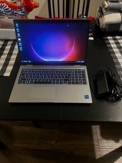 Dell Latitude 5540 15.6" i7-1355U (12MB Cache, 10 Cores, up to 5.0 GHz)