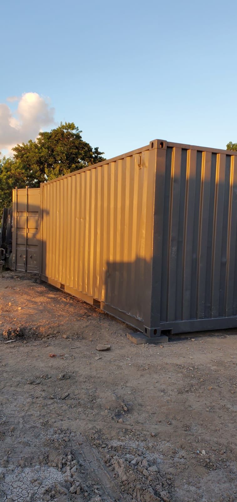 Used Painted 20 Foot Storage Container