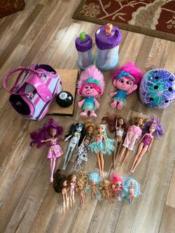 16 Dolls,  2 Games, Activity Books, plus other items