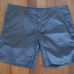 The North Face Mens Shorts Dark Gray/Black Size 40 $20 