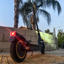 Electric scooter