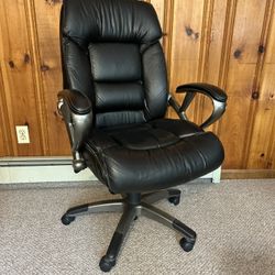 Leather Office Chair - Great Condition - Comfortable & Clean - Adjustable 
