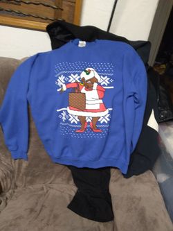 Dabbing Mrs. Claus Sweatshirt. XL
