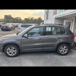 2016 Volkswagen Tiguan 132kmiles!!!! $2k