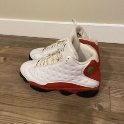 Jordan 13 Cherry Size 9.5M