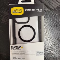 Brand New iPhone 16 Pro Max Otterbox Defender Pro XT Case (Clear & Black).