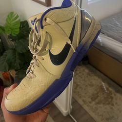 Kobe 4 protro