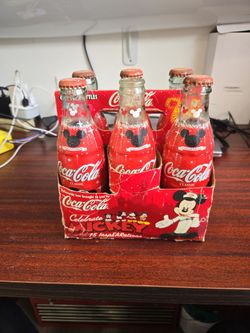 2003 Coca-Cola Disney Mickey Mouse Limited Edition 6-Pack Bottles