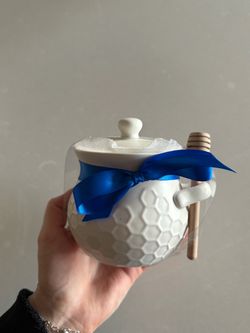 Honey pot and dipper