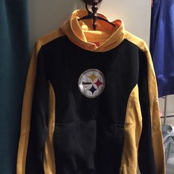 Boys size L 14/16 hooded official NFL Reebok Steelers sweatshirt And Will Throw In A Piece Of Steelers Fabric If It Is Not Sold