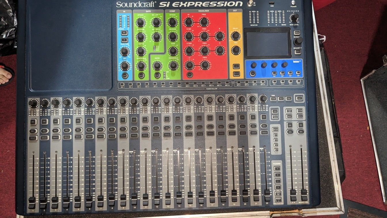 Soundcraft Xpression 2