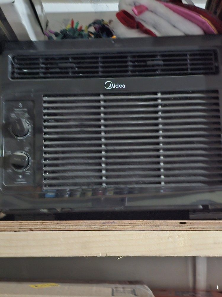Air Conditioner
