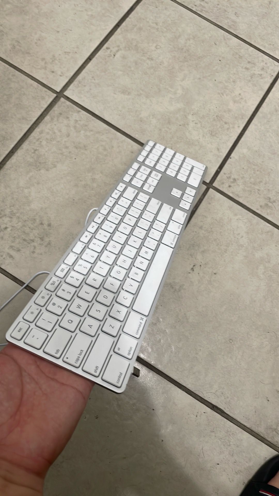 Apple wired keyboard