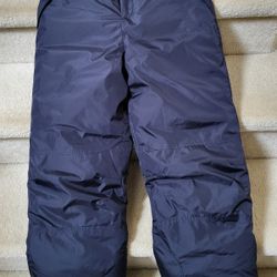 Snow Pants Youth Size14/16 
BRAND NEW,  Adjustable 