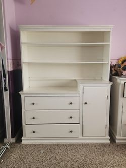 Dressor /changing Table