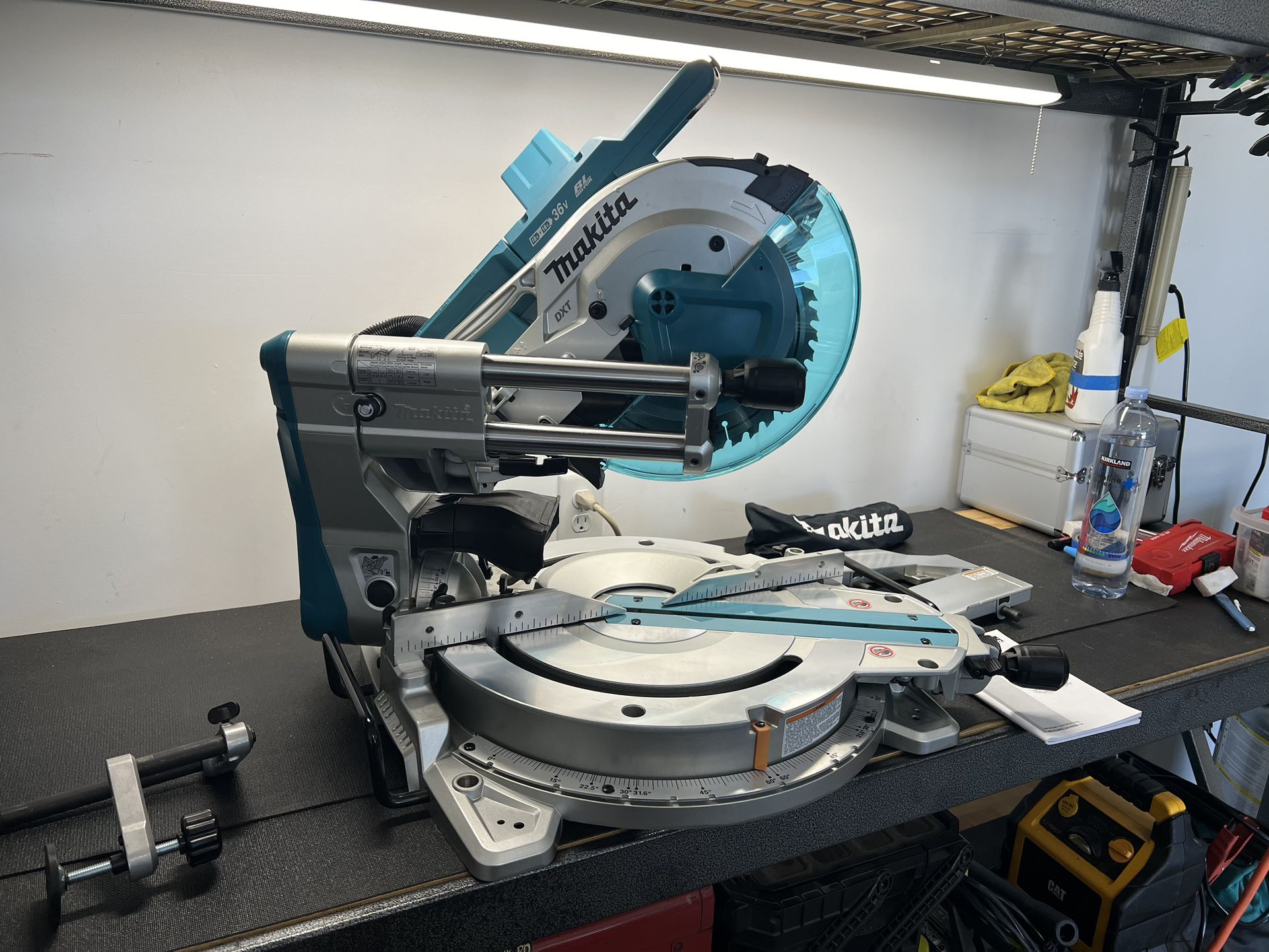 Makita 18V LXT Lithium-Ion (36V) 10 in. Dual-Bevel Sliding Compound Miter Saw with Laser