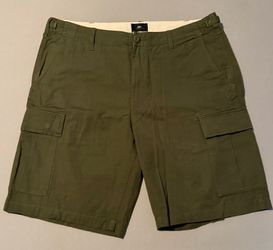 OBEY Clothing Men’s Ripstop Cargo Shorts Like New VNDS