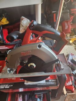 Firm Price🛑 Milwaukee m18 regular 6"1/2 circular saw. New" Tool-Only. No pilas no cargador solo la herramienta. Precio firme 🛑