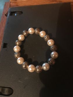 Woman’s bracelet