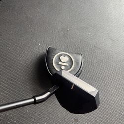 Lab golf oz putter heel shafted 35"