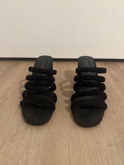 Marc Fisher Black Strappy Slide Sandals size 6.5