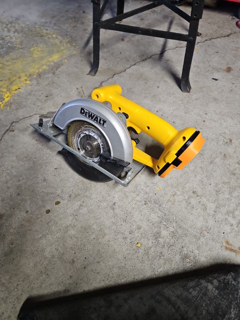Saw