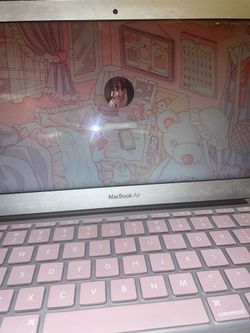 "11 Macbook Air (Great Condition)