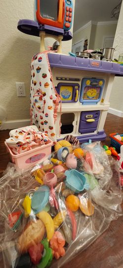 Children's play kitchen and cooking accessories