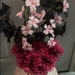 Big Beautiful  Fancy Flowers With Big Base